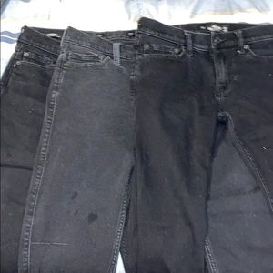 3 Hollister skinny jeans